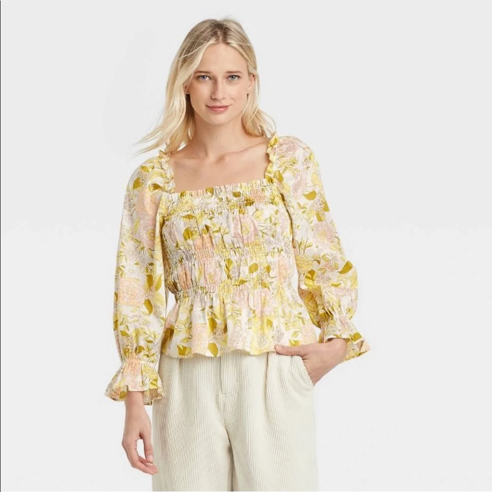 Who What Wear Floral Peplum Top